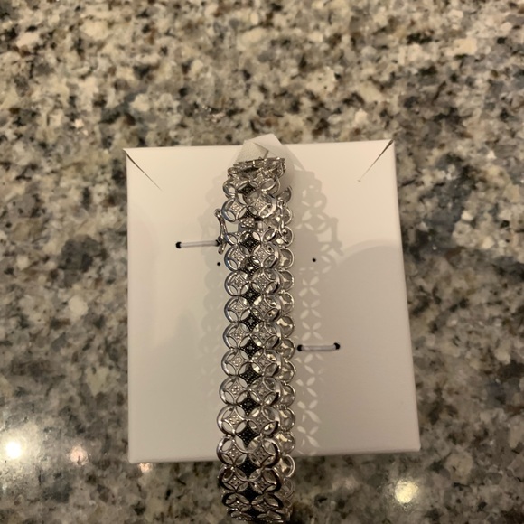 7.5 inch Sterling Silver White and Black Diamond filigree bracelet - Picture 2 of 6